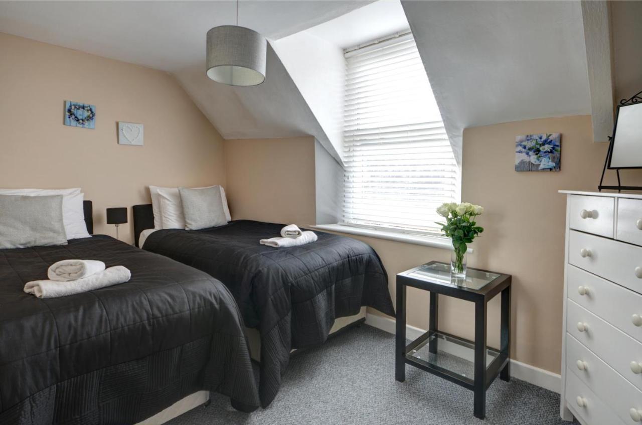 Walkers Court By Treetop Property Cirencester Bagian luar foto