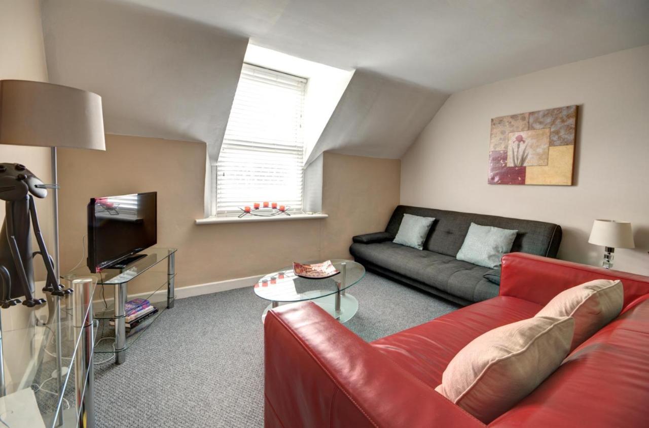 Walkers Court By Treetop Property Cirencester Bagian luar foto